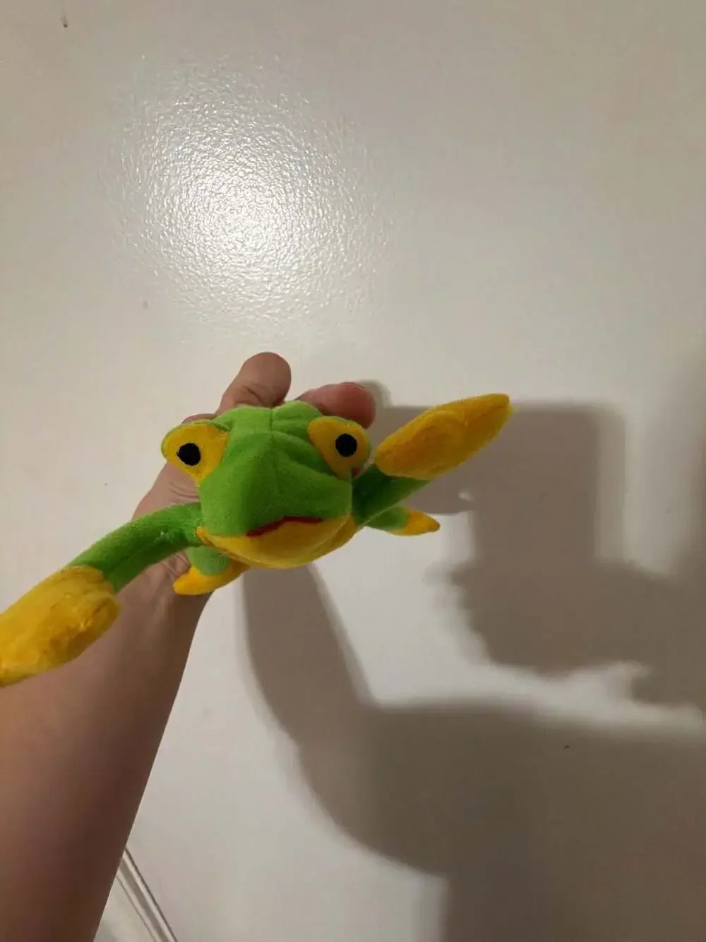 Vintage Ty Teenie Beanie Baby Smoochy the Frog Plush